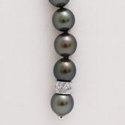 Tahitian pearl strand - 18K white gold clasp with diamond
