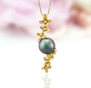 Tahitian pearl pendant in 18k yellow gold with diamonds - Tiare Tahiti - PEYDPE00571