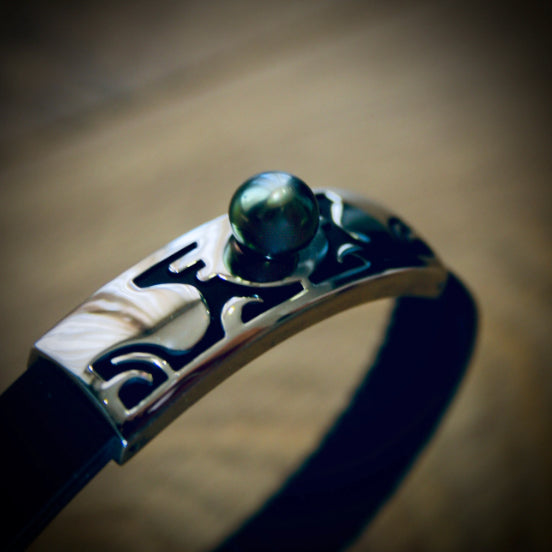 Men's jewelry