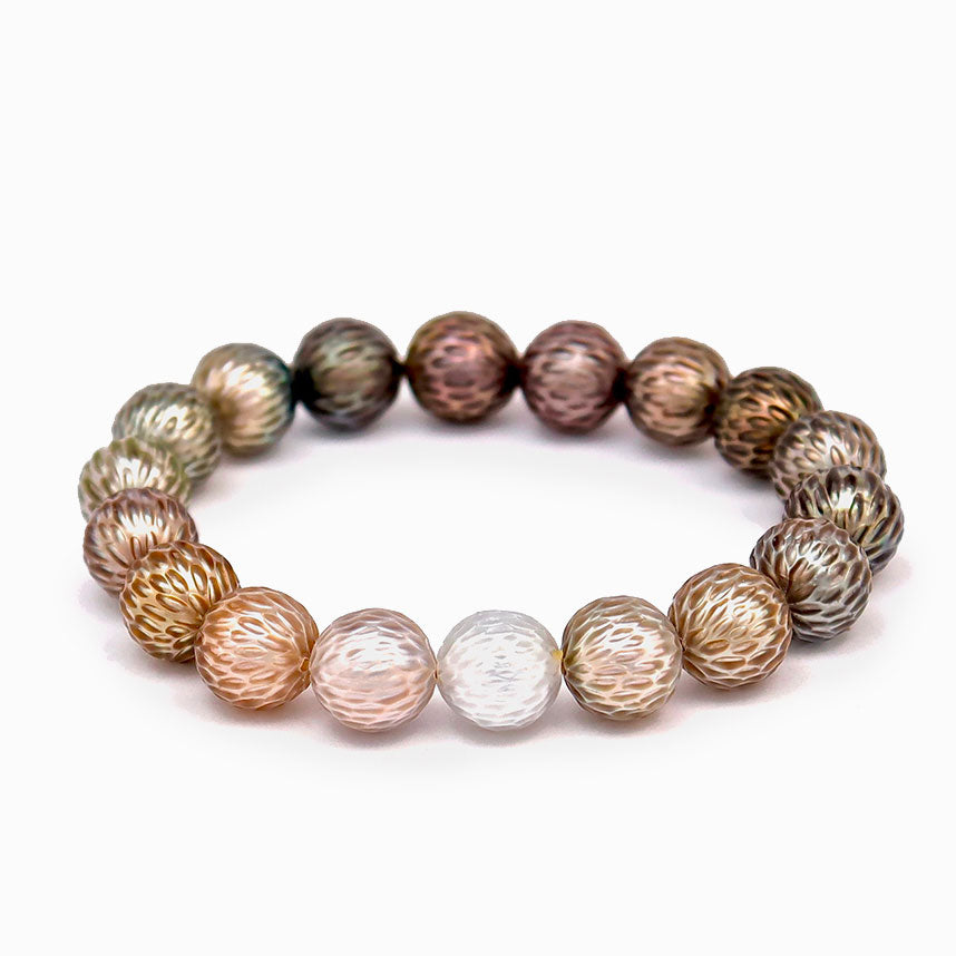 Engraved Tahitian pearl bracelet — photo 1