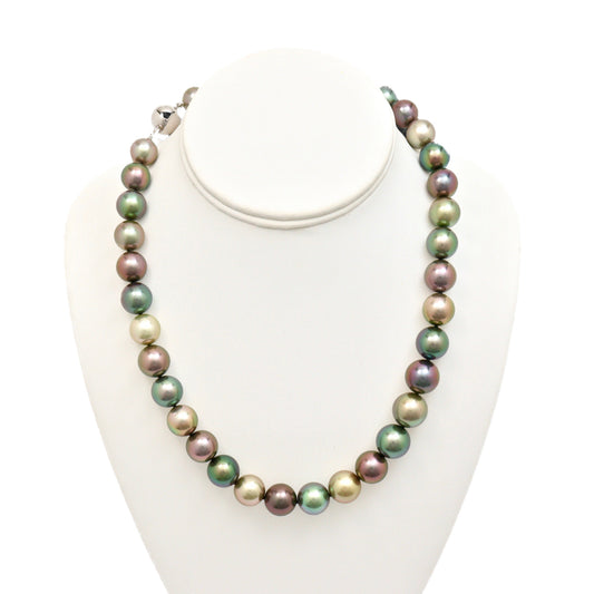 Tahitian pearl strand - l'Harmonie