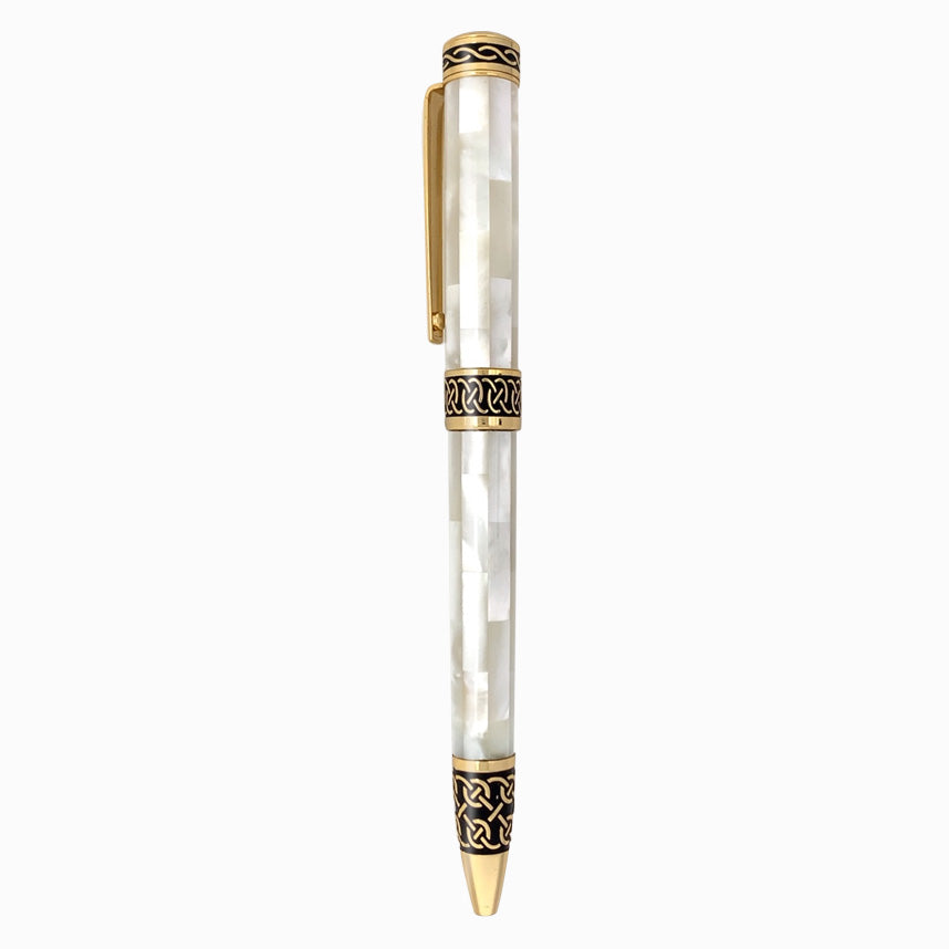 White Pen — photo 1