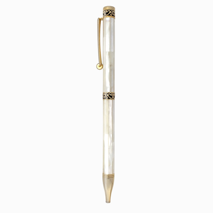 White Pen — photo 1