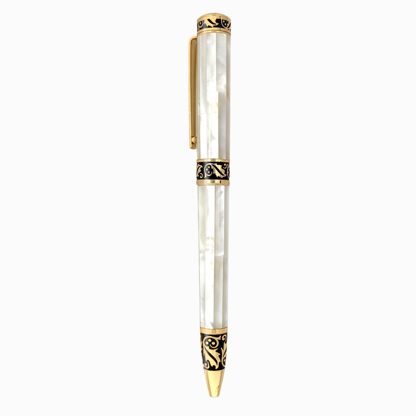 White Pen — photo 1