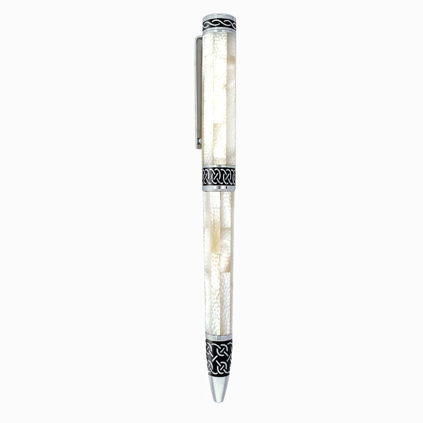 White Pen — photo 1