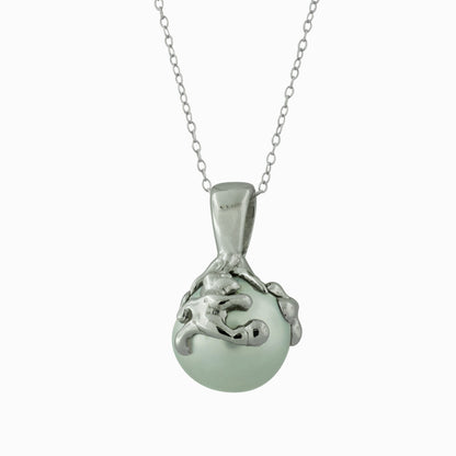 Te Ora pendant design - silver -Pearl Shape