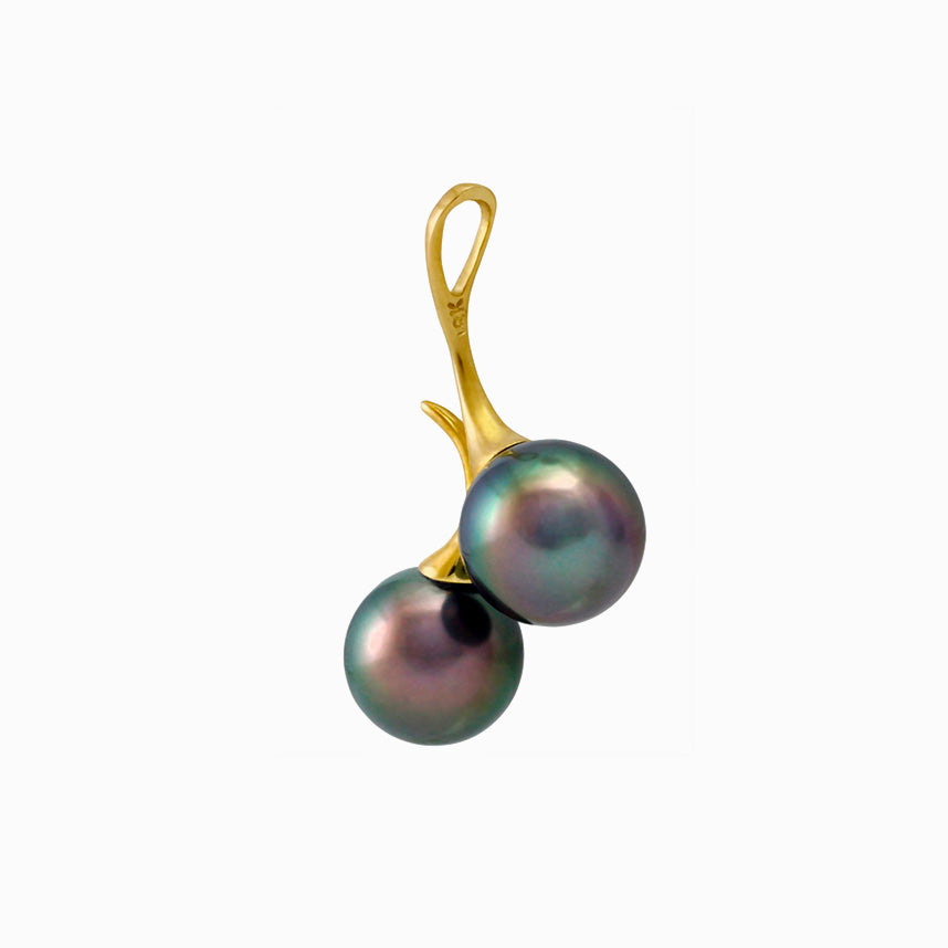 Tahitian pearl pendant in 18k yellow gold - Dewdrops collection.