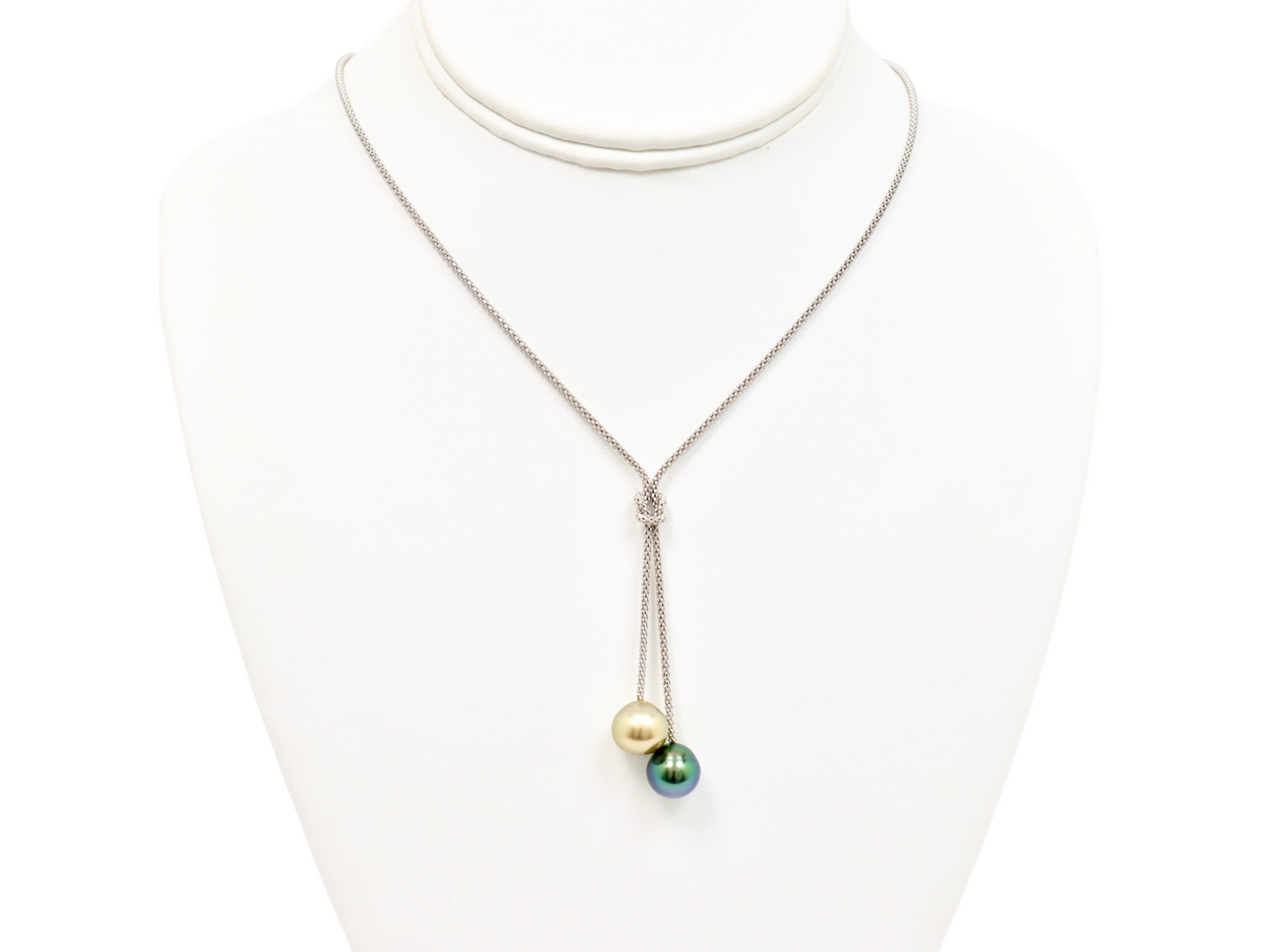 "Toi & Moi" pearl necklace with Two Tahitian Pearls.