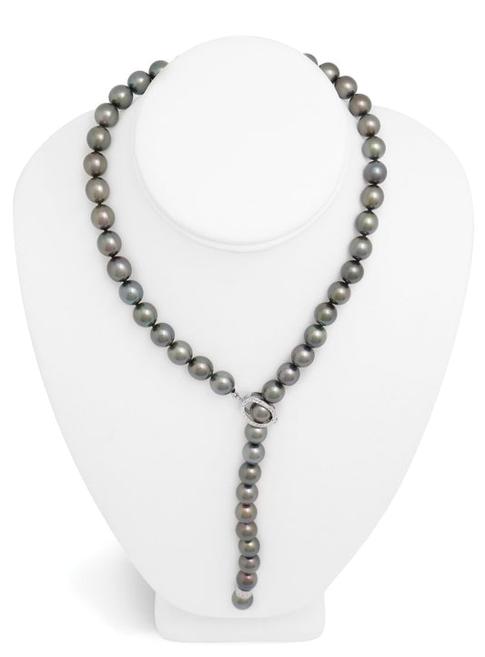 Tahitian pearl strand - 18K white gold clasp with diamond
