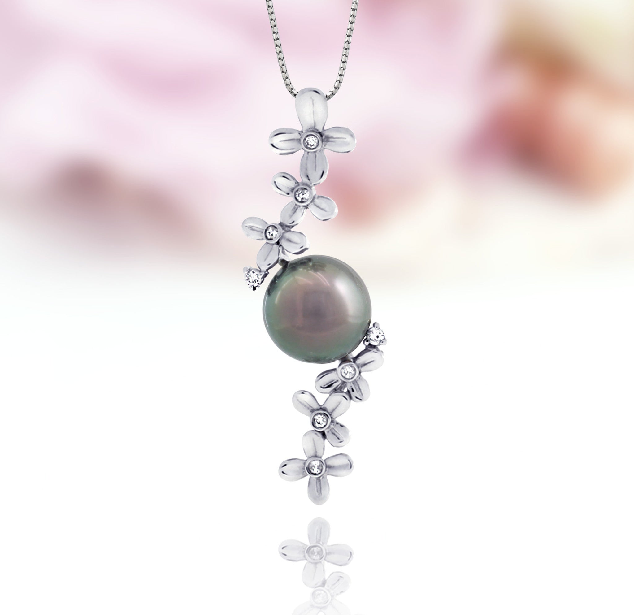 Tahitian pearl pendant in 18k white gold with diamonds - Tiare Tahiti