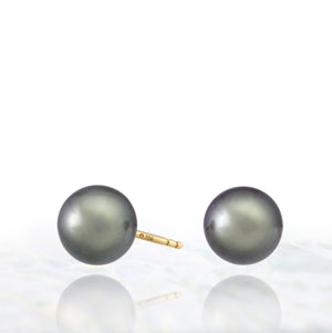 Boucles d'oreilles en perle de Tahiti - Clous en or jaune 18k - EAYGPE00239