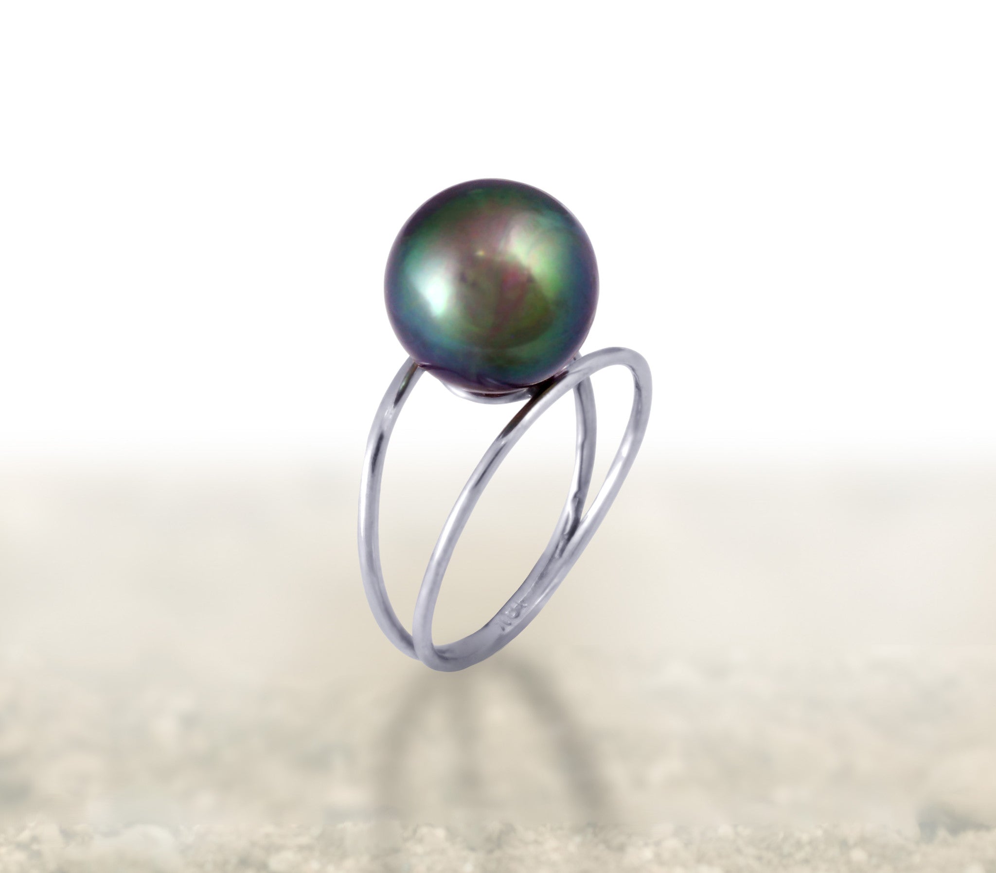 Tahitian pearl ring - 18K white gold - RGWGPE00039