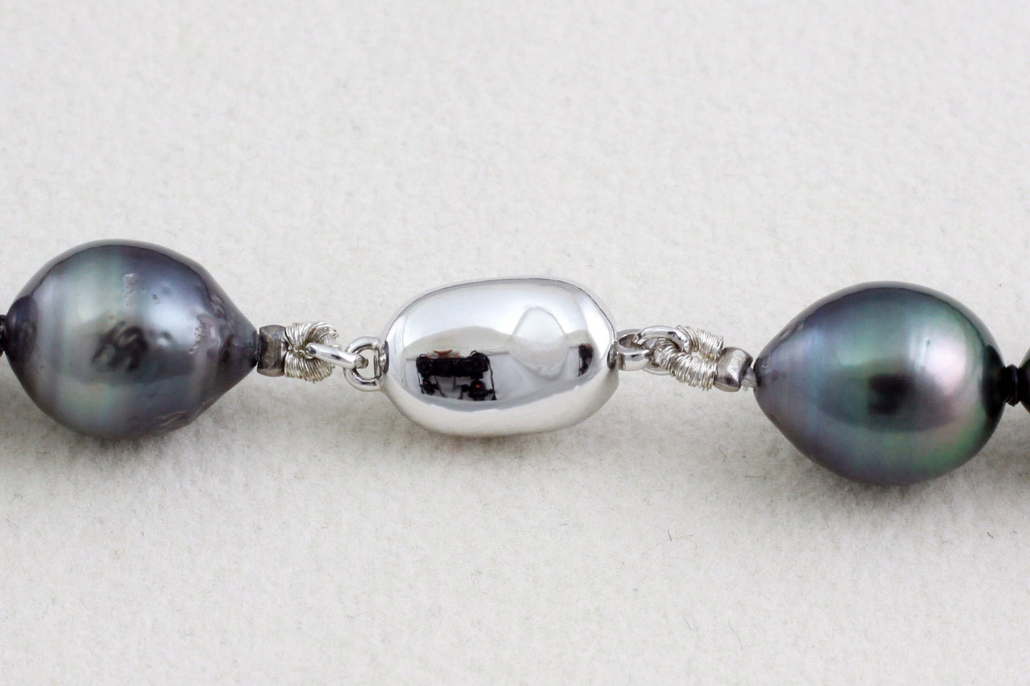 Tahitian pearl strand - Silver clasp