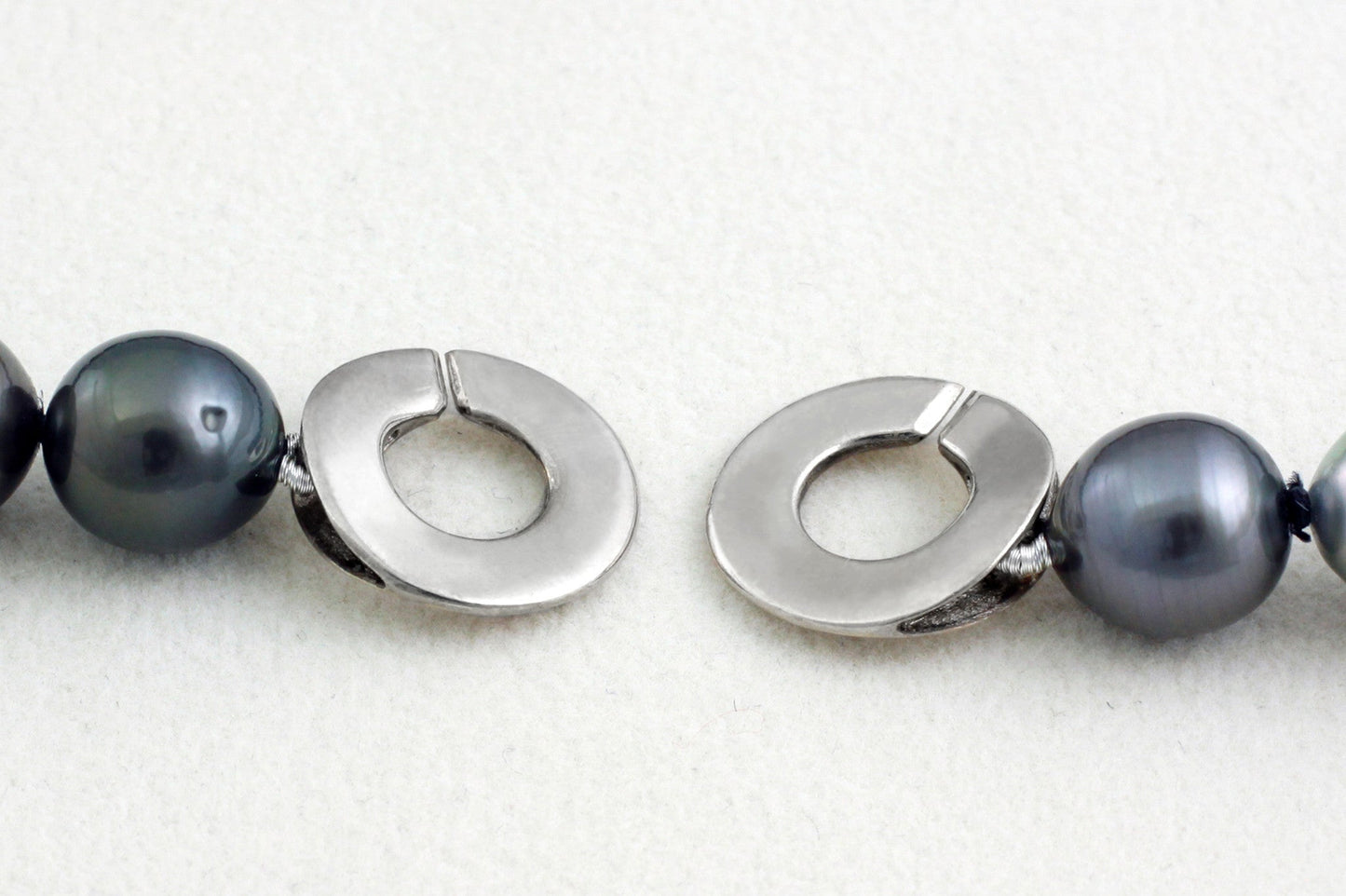 Tahitian pearl strand - Silver clasp