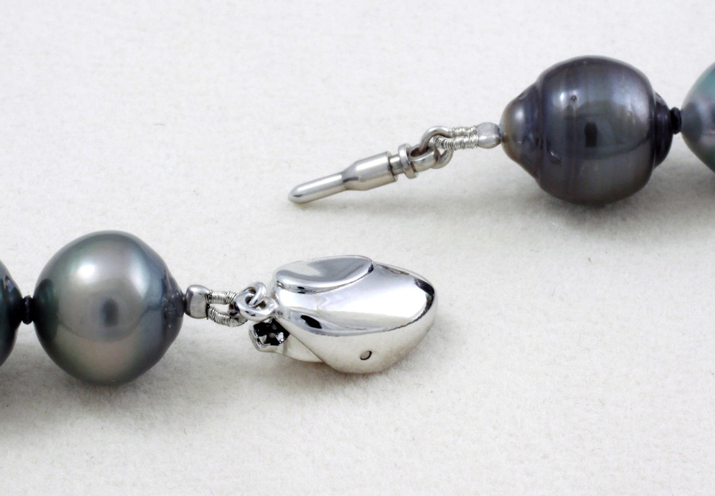 Tahitian pearl strand - Silver clasp