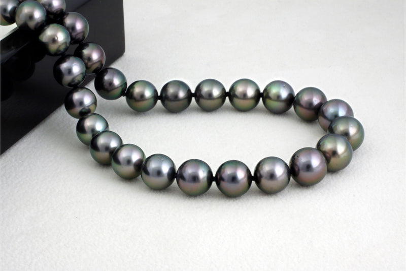 Tahitian pearl strand - 18K white gold clasp - NEWGPE01025